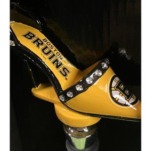 OLLIERV NHL Boston Bruins High Heel Hockey Shoe Wine Bottle Stopper NIB